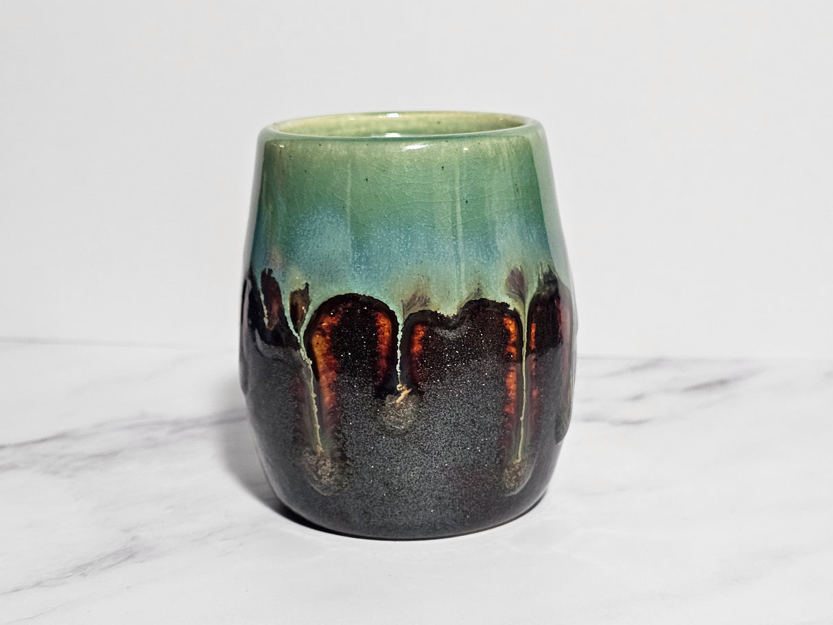 Starfruit Lime Hand Thrown Candle | Made from Muck