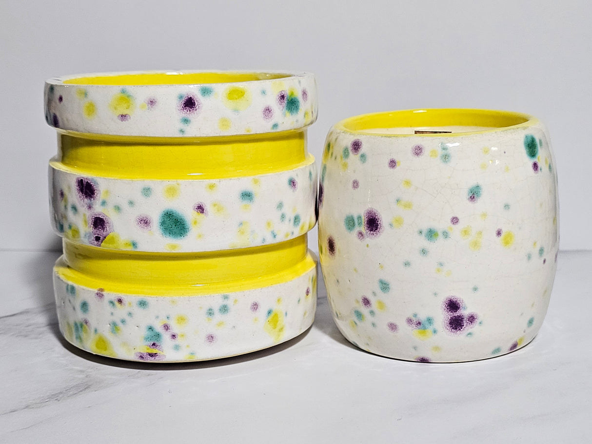 Wild Daisy Hand Thrown Candle | Made from Muck