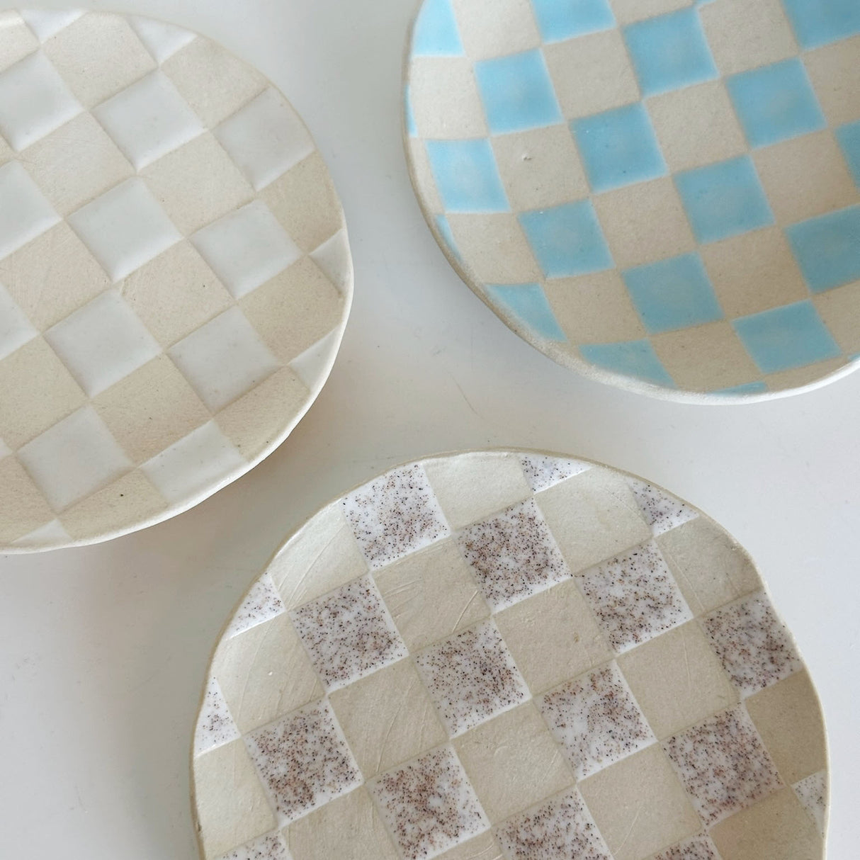 Round Checkered Dishes | Terra Clay Co.