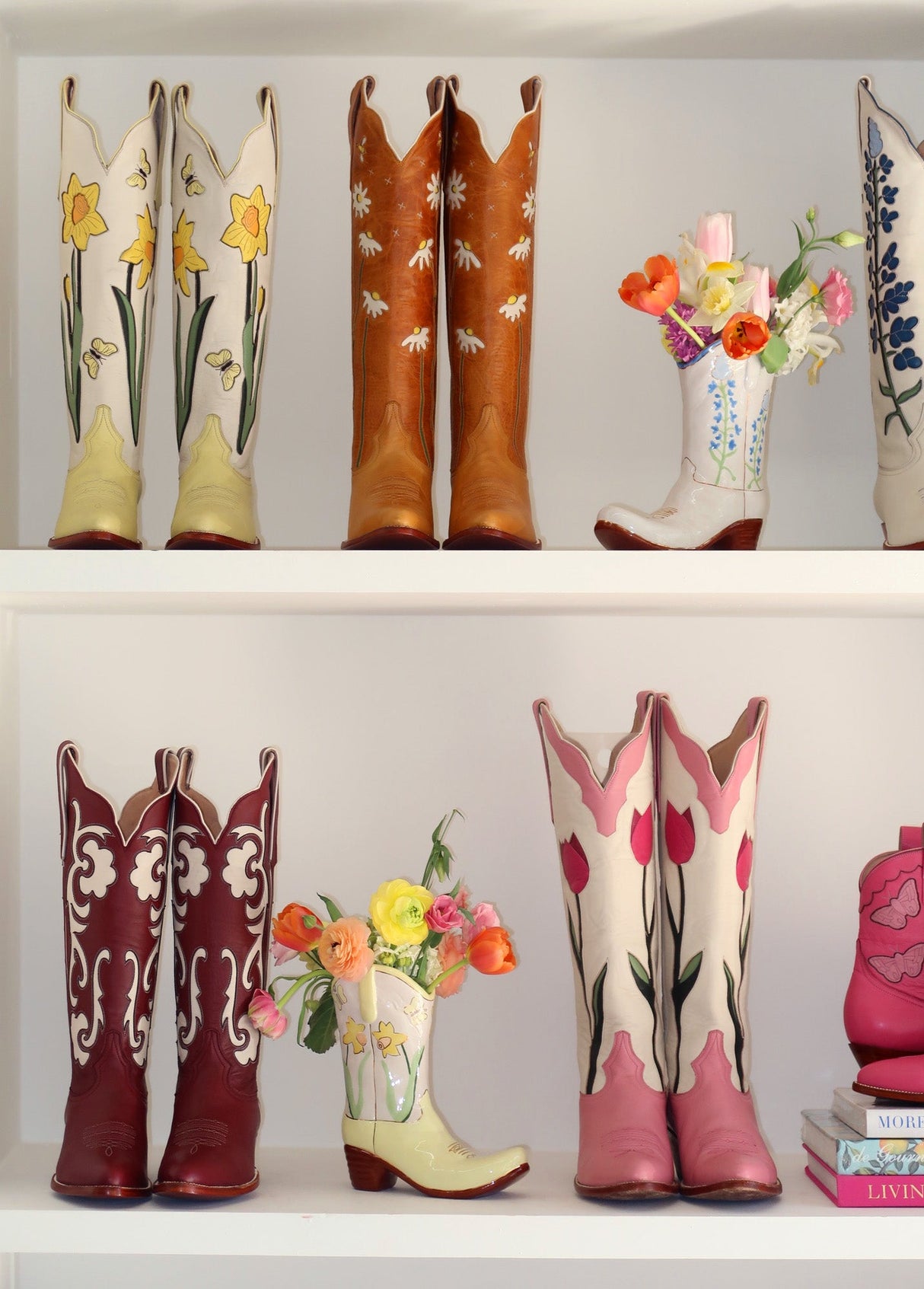 Lo Home x Petite Paloma Cowgirl Boot Vase- Mae's Daffodil