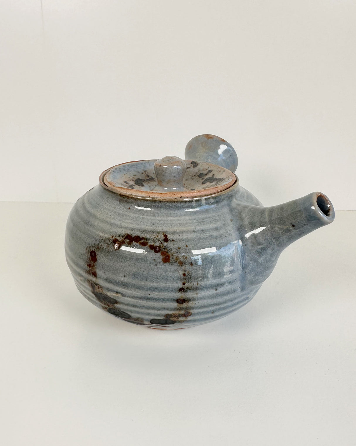Round Japanese-style Kyusu Teapot | Lowell Baker