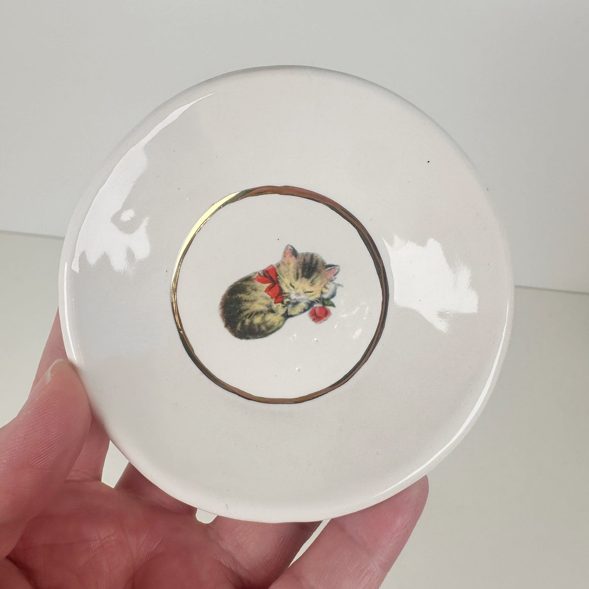 White Dish Featuring Vintage Artwork & Hook for Hanging - Sleeping Kitten | Jessica Walker