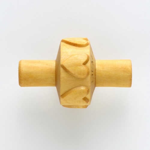 MKM Small Handle Roller- Hearts- RS-012