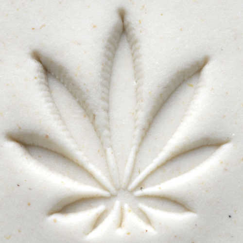 MKM Medium Round Stamp- Hemp Leaf- SCM-058