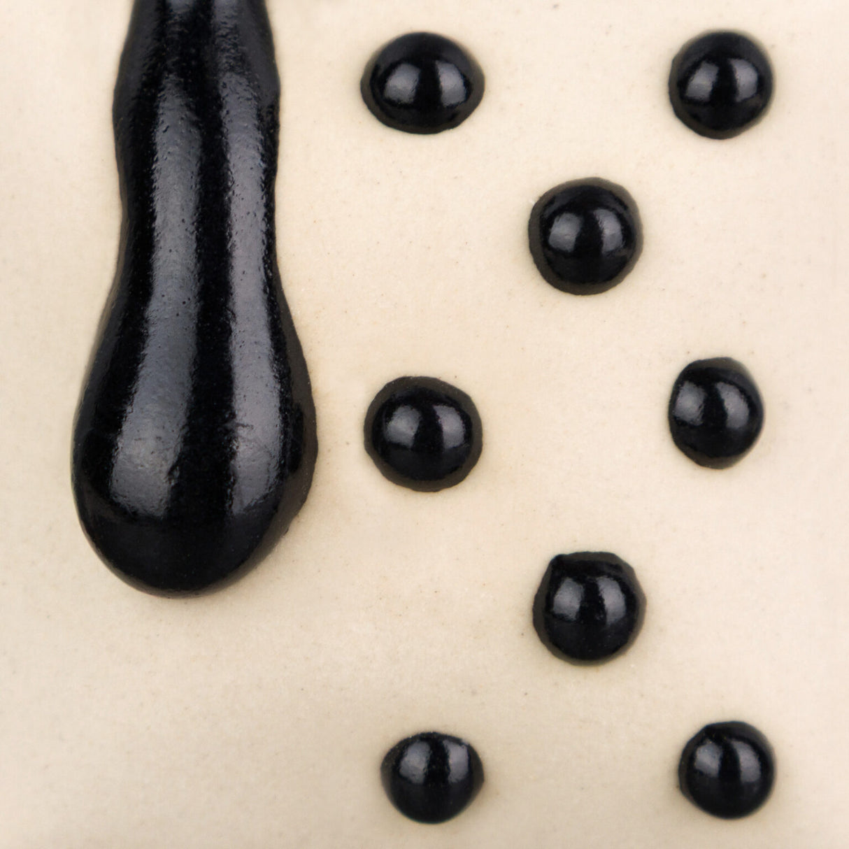 Stoneware 425 Black Melt Gloop
