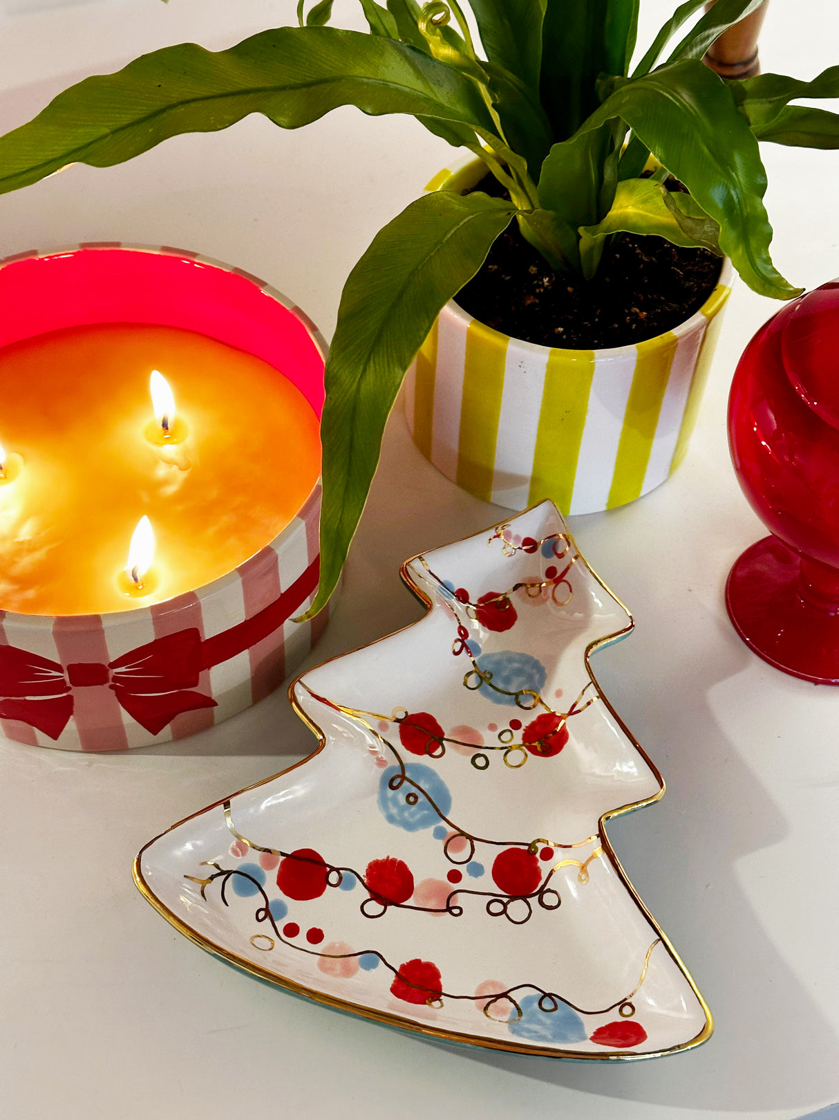 Retro Christmas Tree Dish with 22k Gold Accents | Wholesale