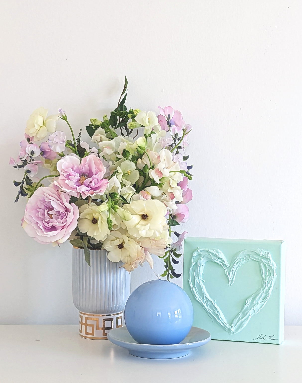 Golden Key Vase with 22K Gold Accent | Wholesale