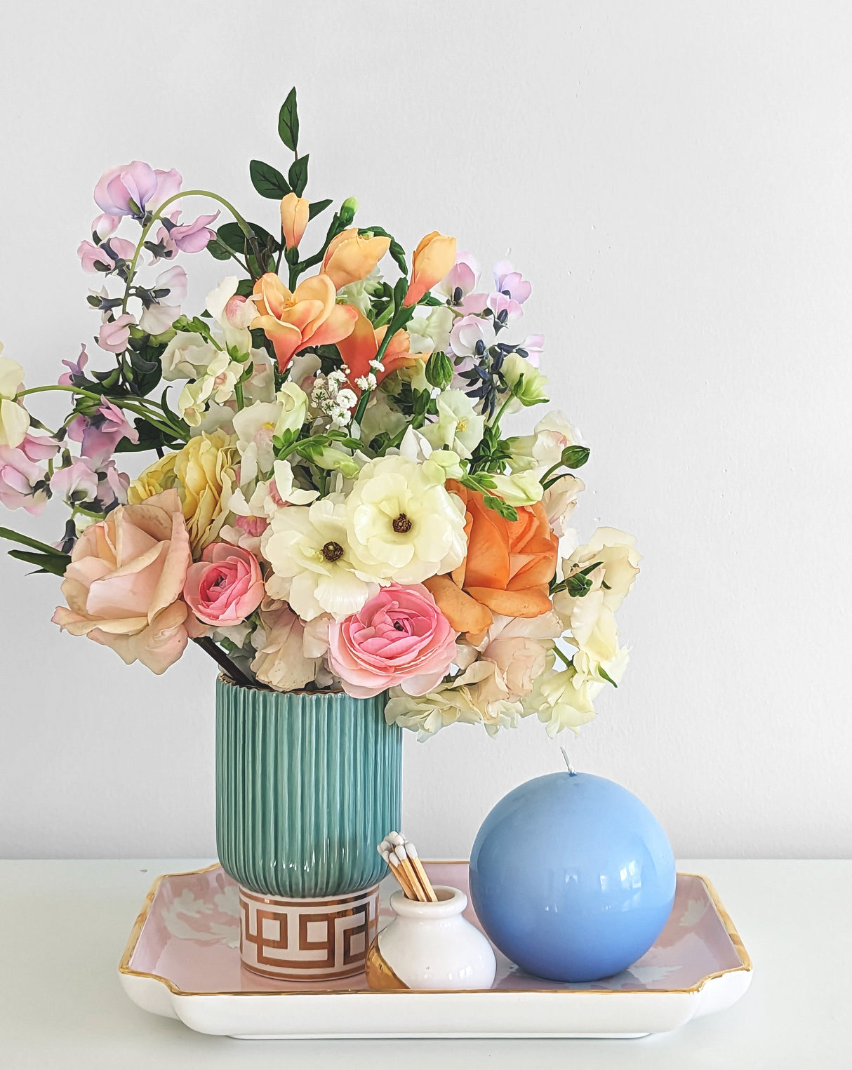 Golden Key Vase with 22K Gold Accent | Wholesale