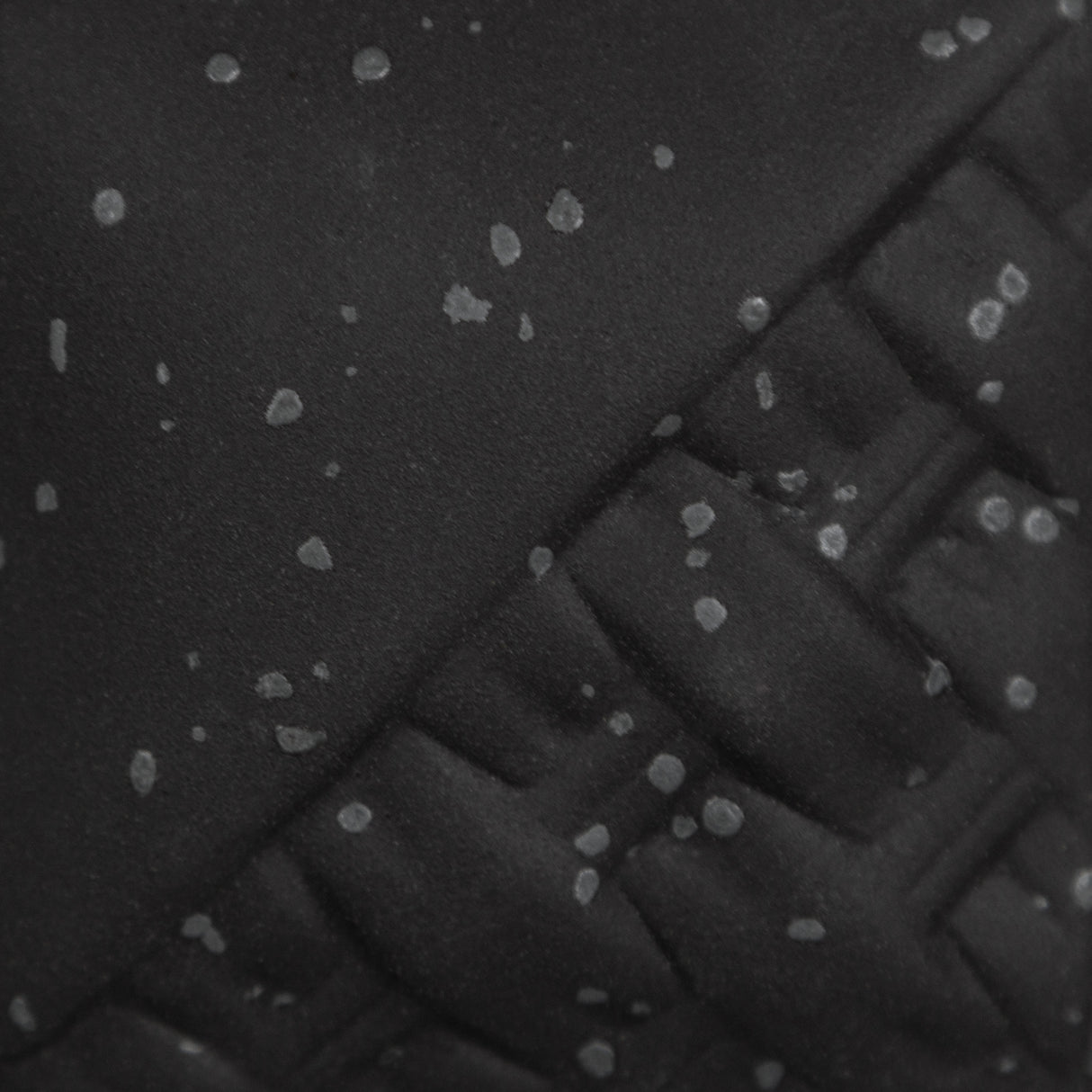 Stoneware EG006 Sparkle Black Engobe