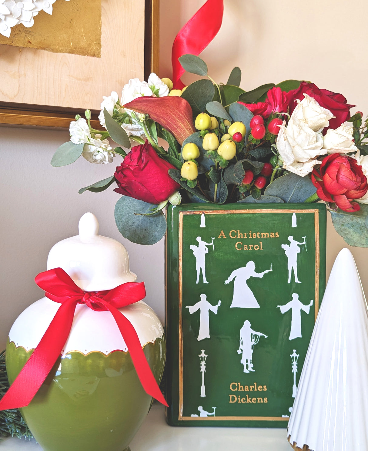 Christmas Classics Book Vase- A Christmas Carol in Holiday Green | Wholesale