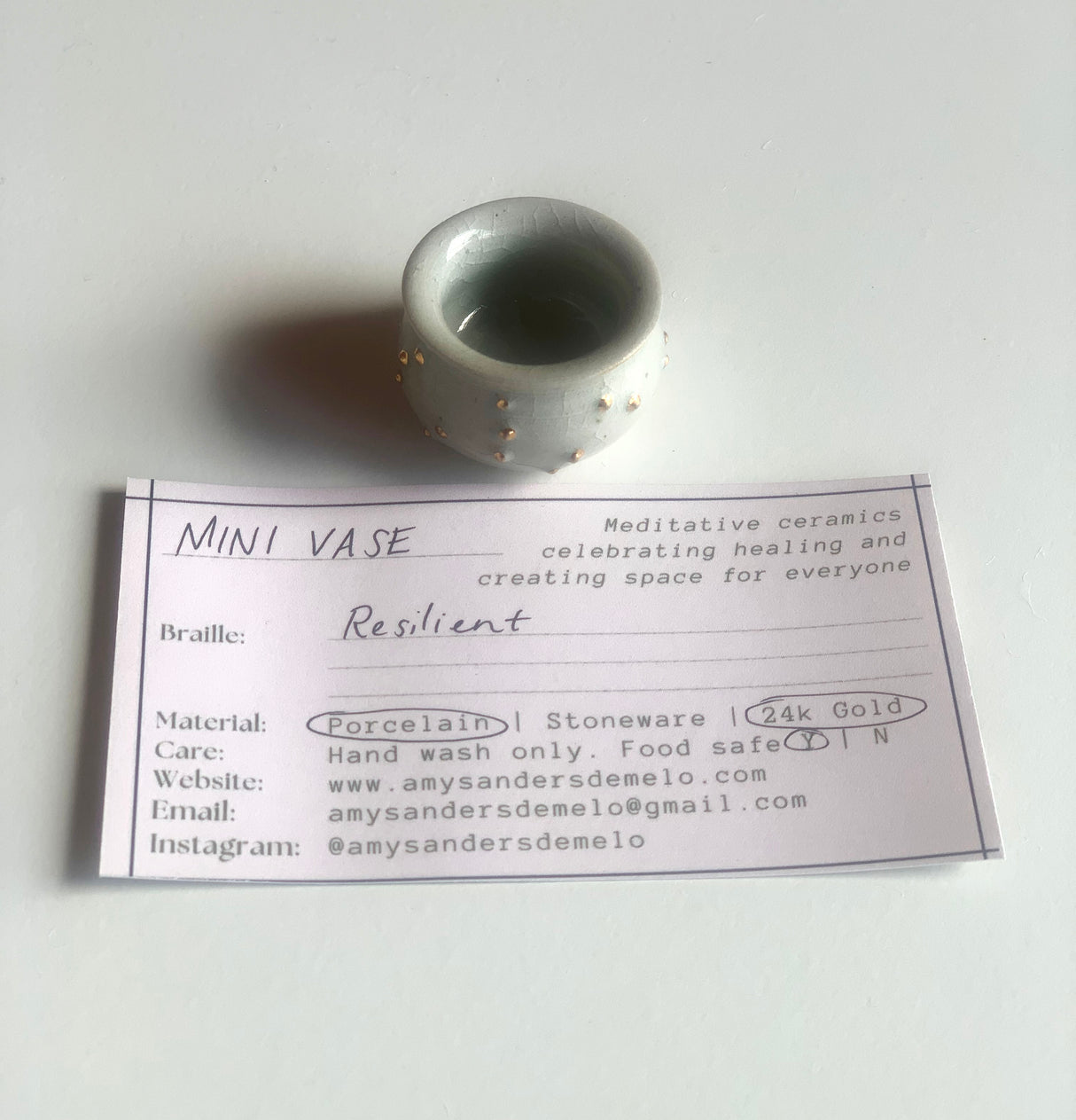 Miniature Meditation Vase "Resilient" | Amy Sanders de Melo