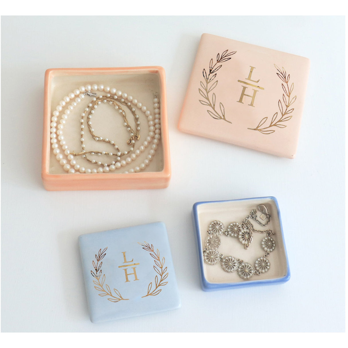 Laurel Wreath Monogram Two-Tone Box
