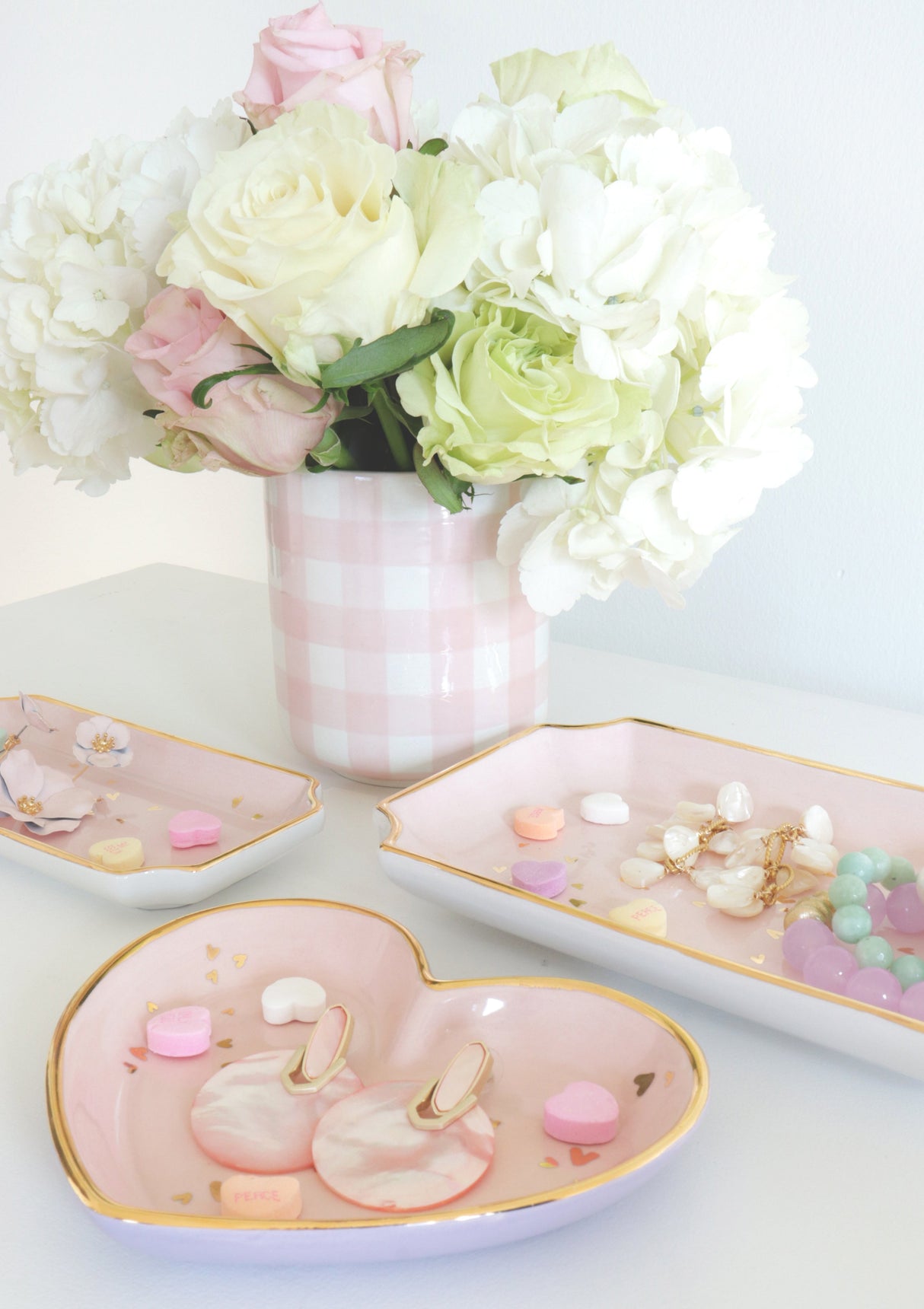 "Confetti Hearts" Tray | Wholesale