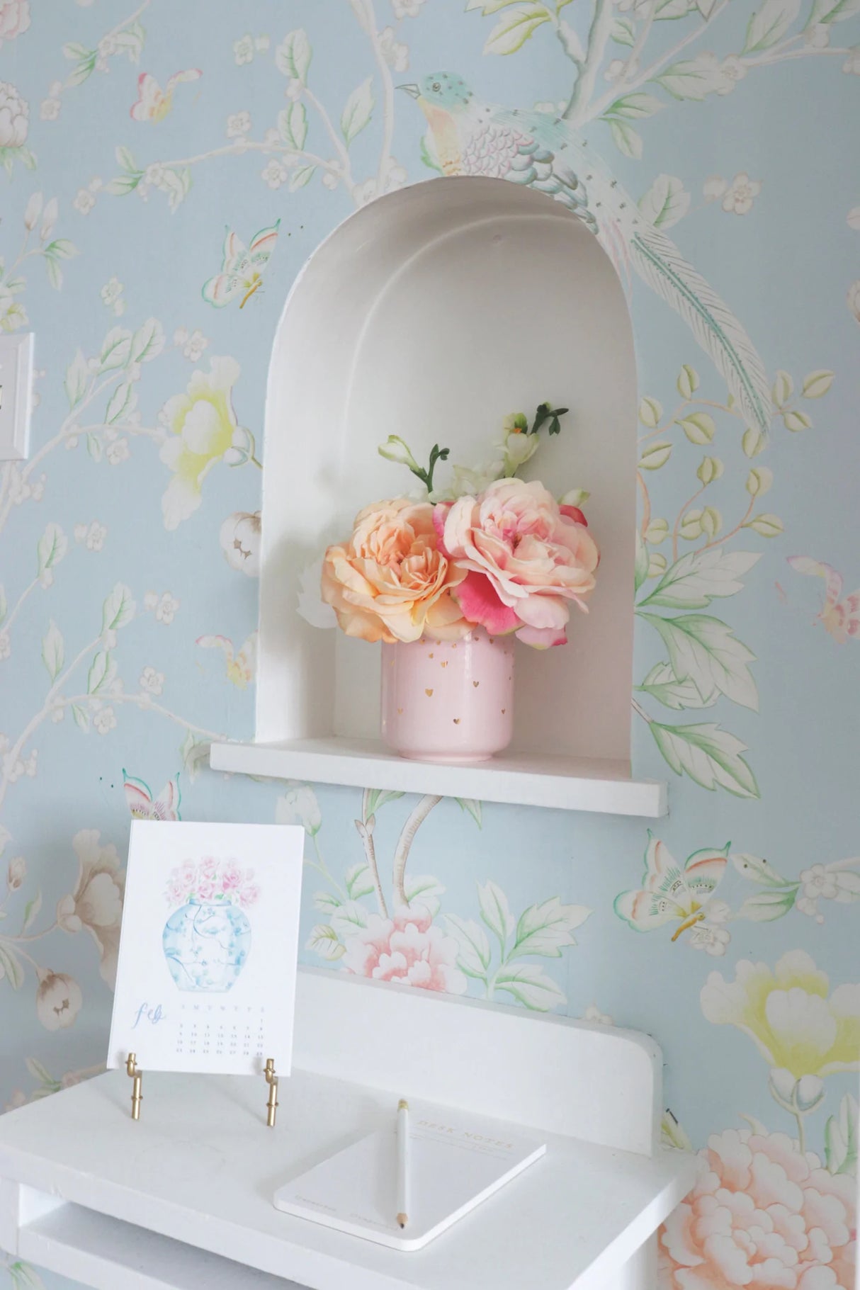 "Confetti Hearts" Vase | Wholesale
