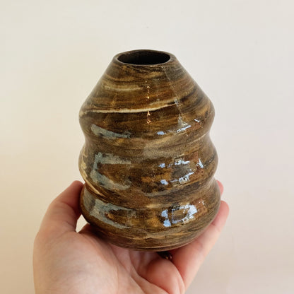 Wavy Vase | Katie Brown