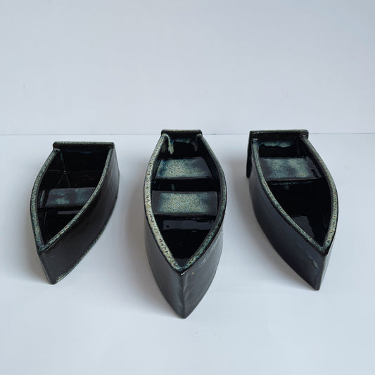 Single Seat Boat | Crosstimbers Pottery