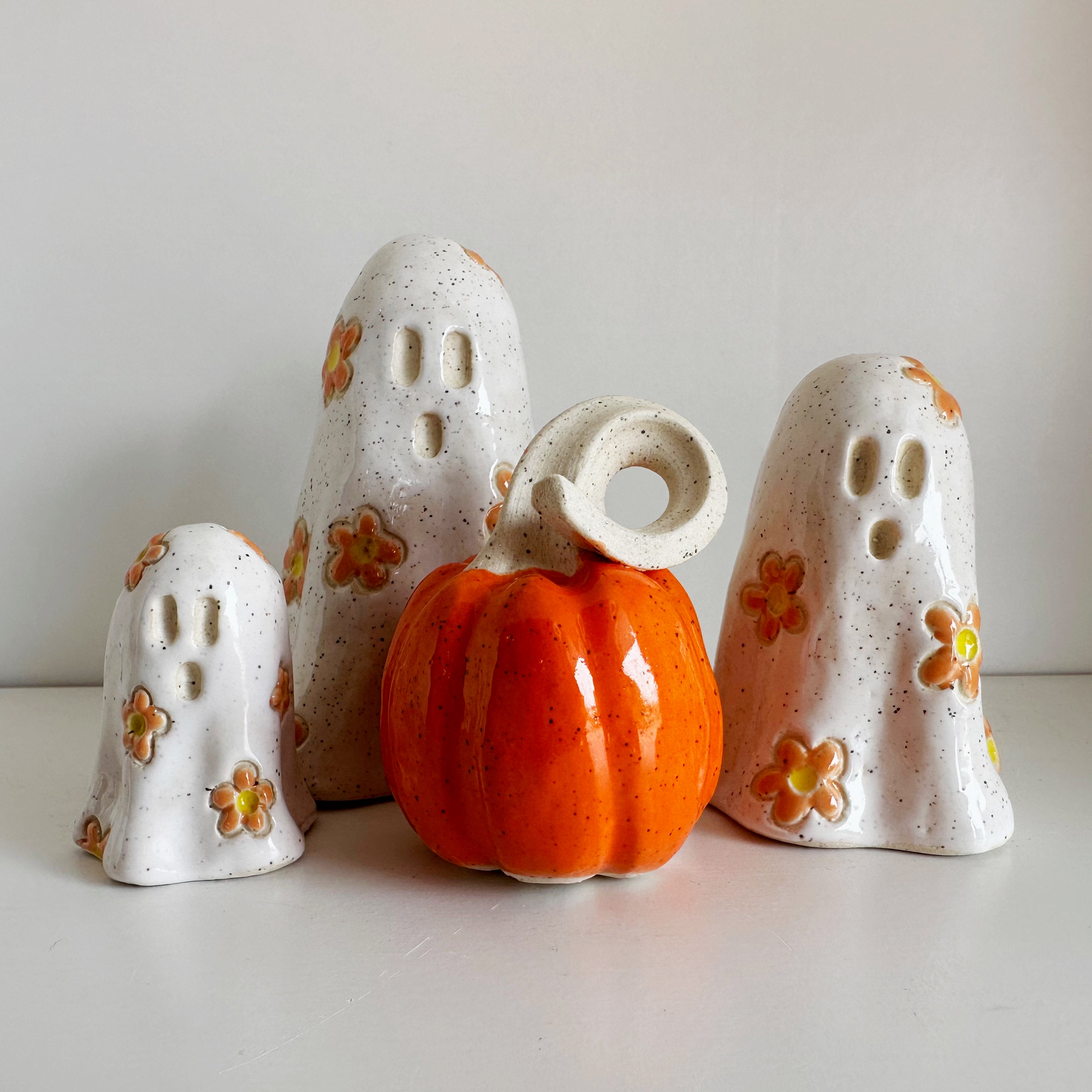 Floral Sheet Ghost Figures | KH Pottery – Ruby Clay Company