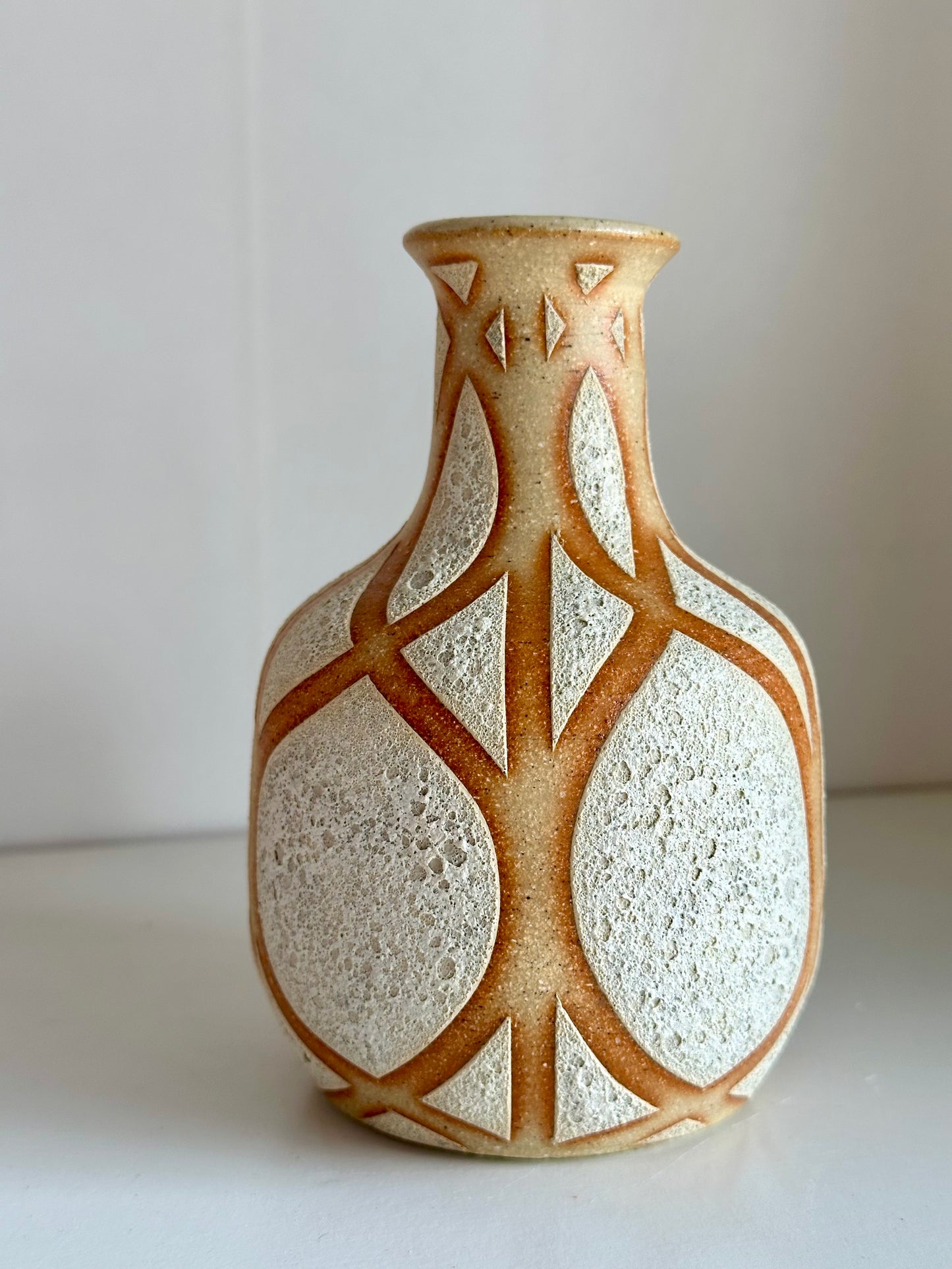 White Patterned Vase | Danny Aguirre