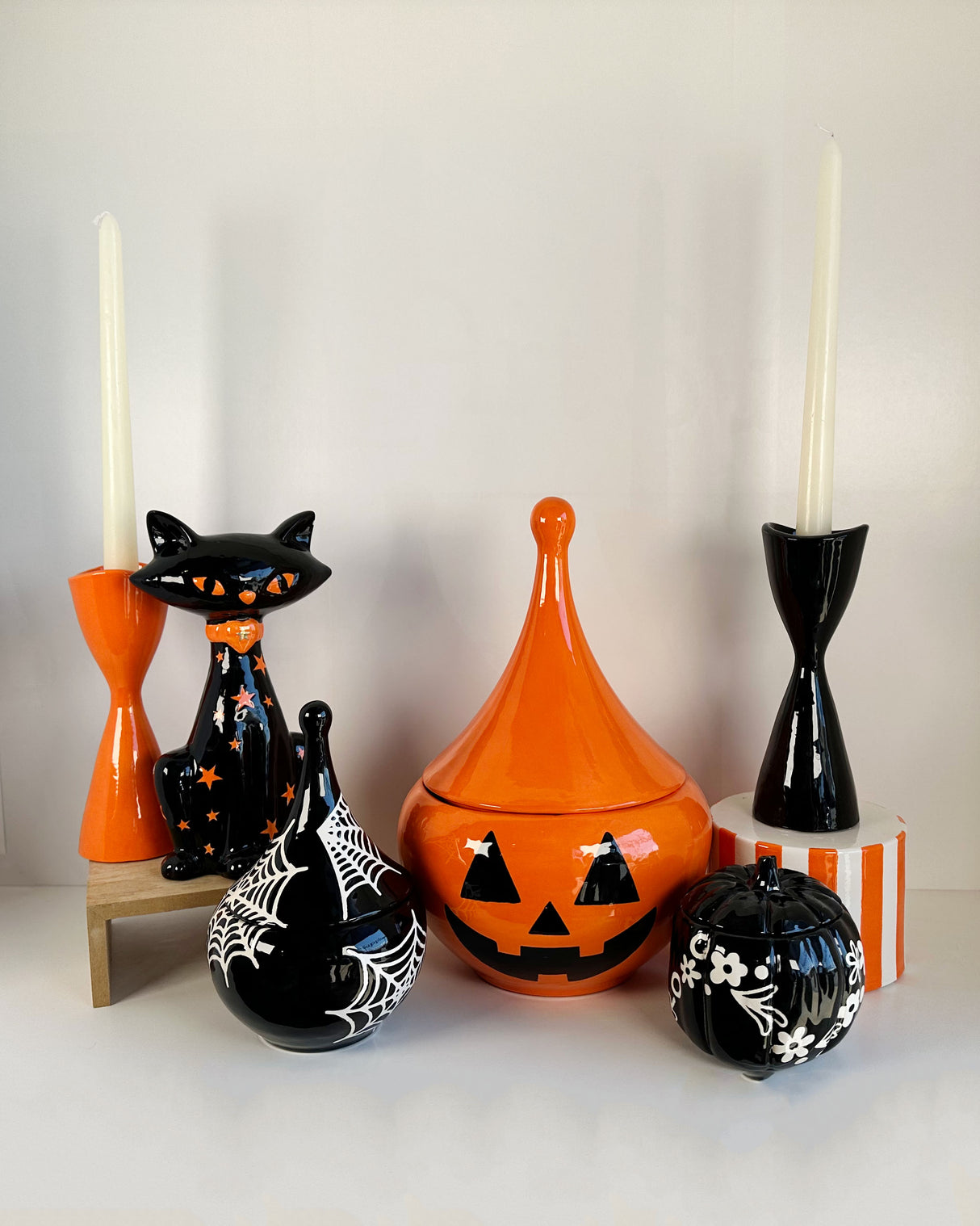 Mid Mod Ceramic Halloween Cat