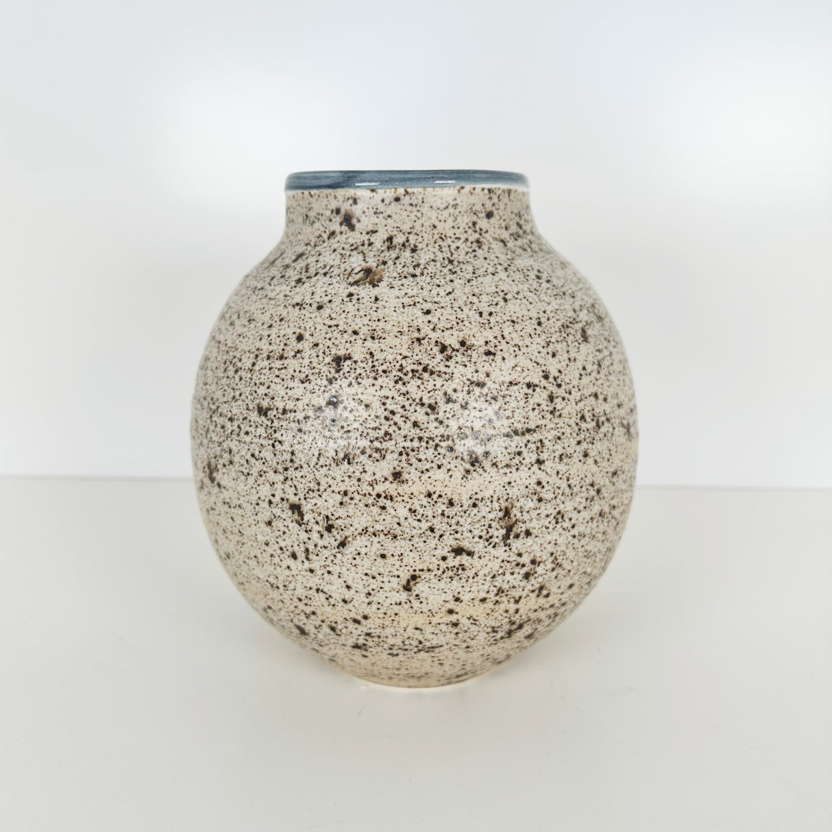 Large Speckled Egg Vase | Pottery by Mike