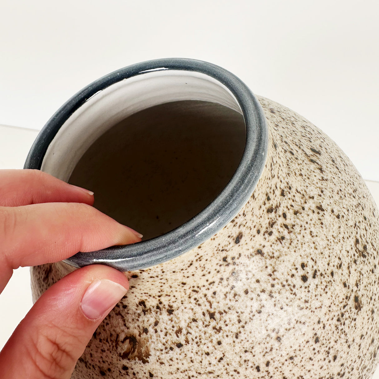 Large Speckled Egg Vase | Pottery by Mike