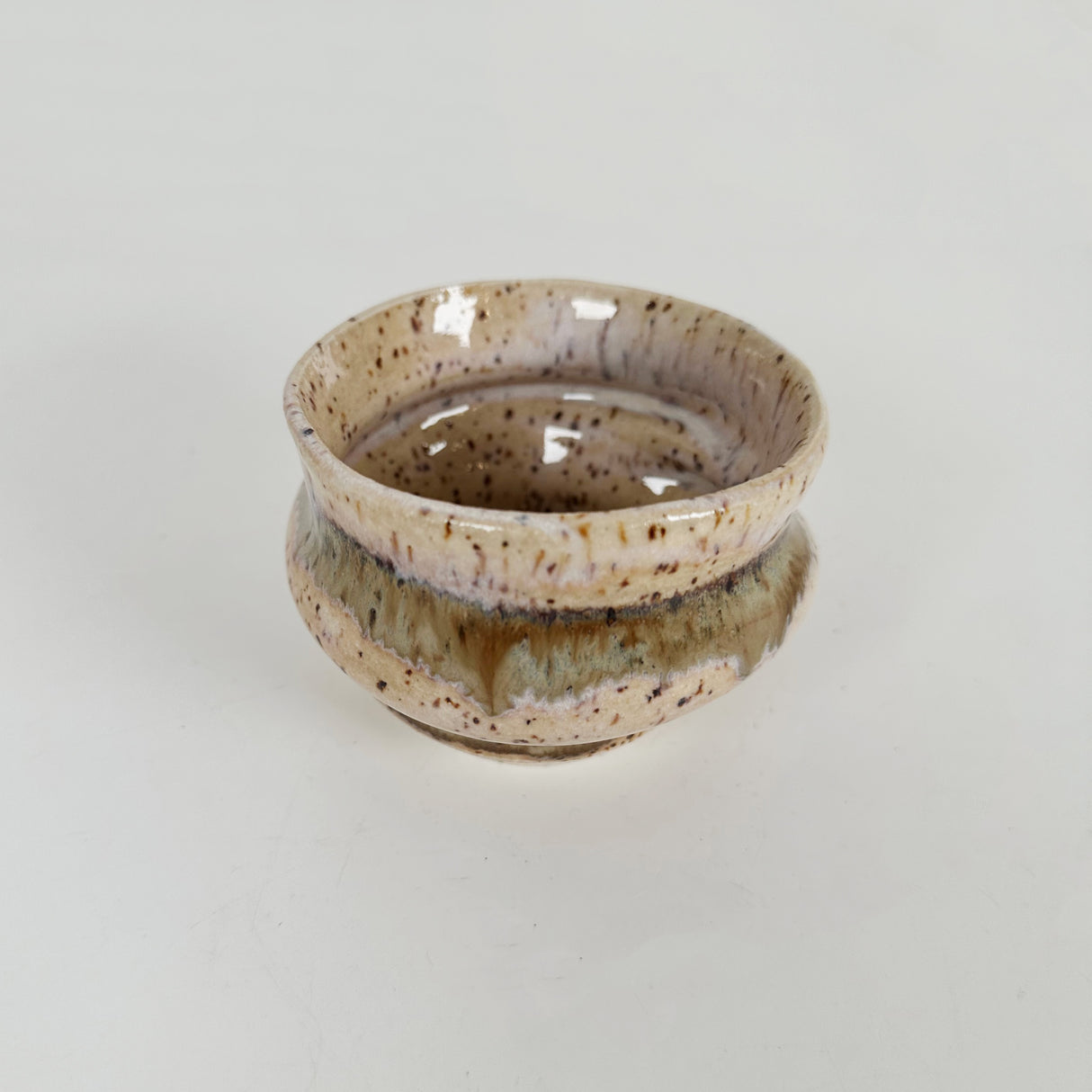 Twisted Sandy Speckled Cup/Vase | Madeleine Schmidt