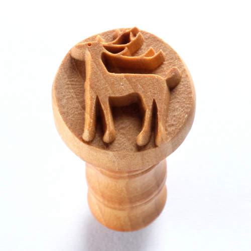 MKM Medium Round Stamp- Reindeer- SCM-293