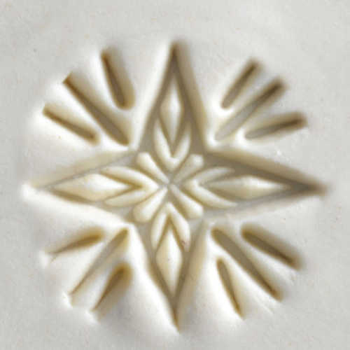 MKM Medium Round Stamp- Christmas Star- SCM-169