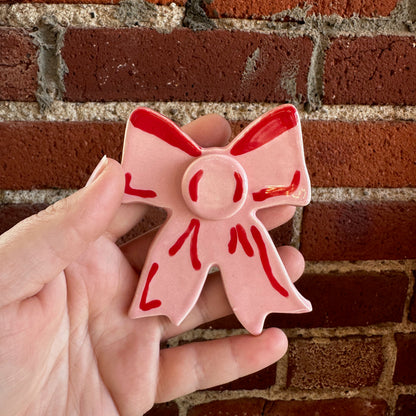 Bow Magnet | Jessica Walker