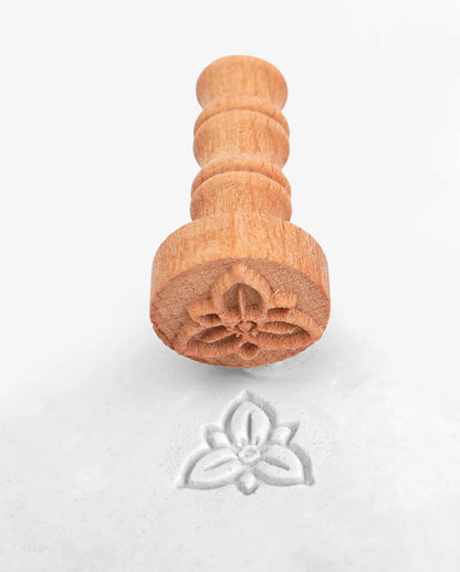 Trillium Flower Clay Stamp