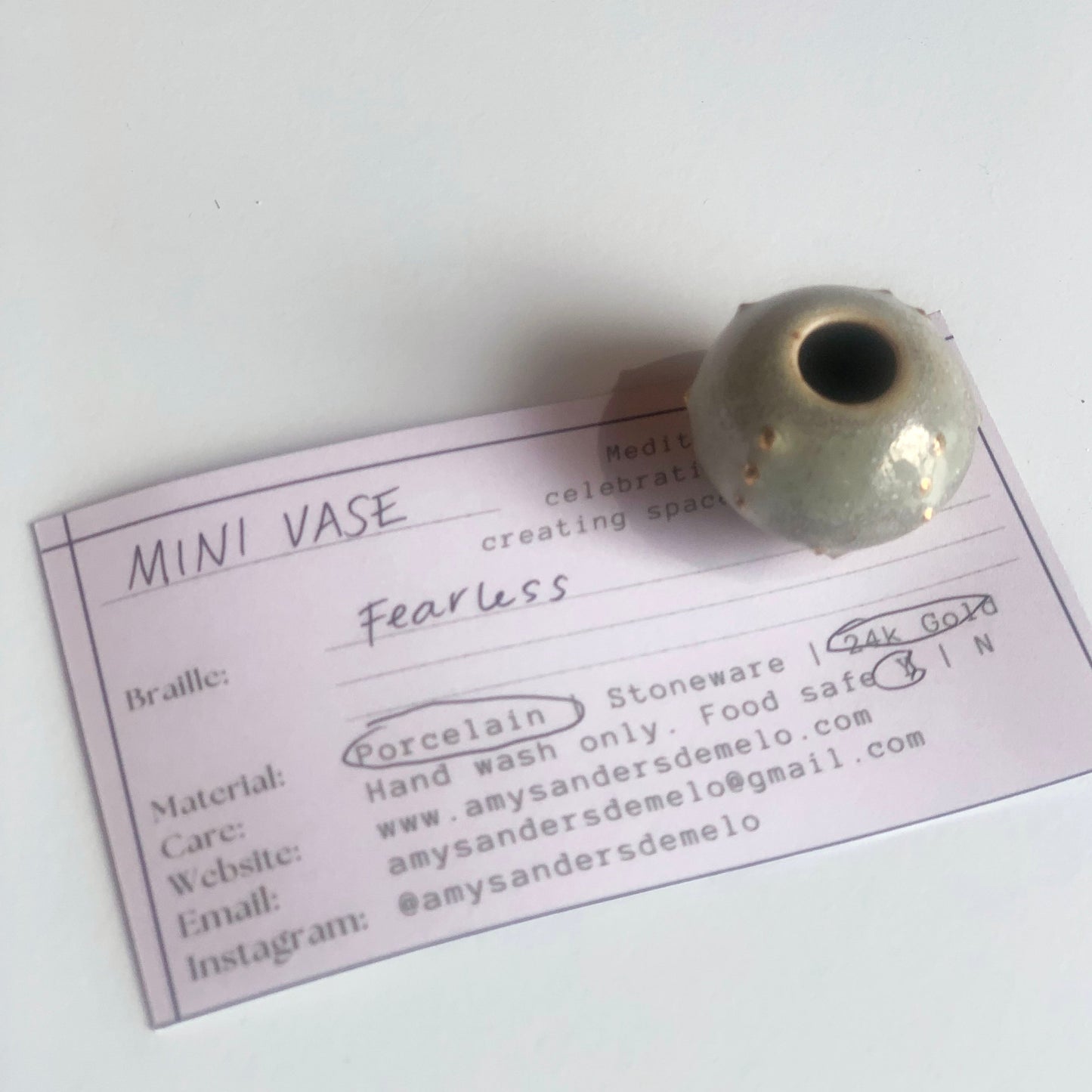Miniature Meditation Vase "Fearless" | Amy Sanders de Melo
