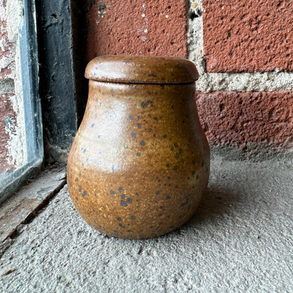 Mini Brown Jar l Katie Brown