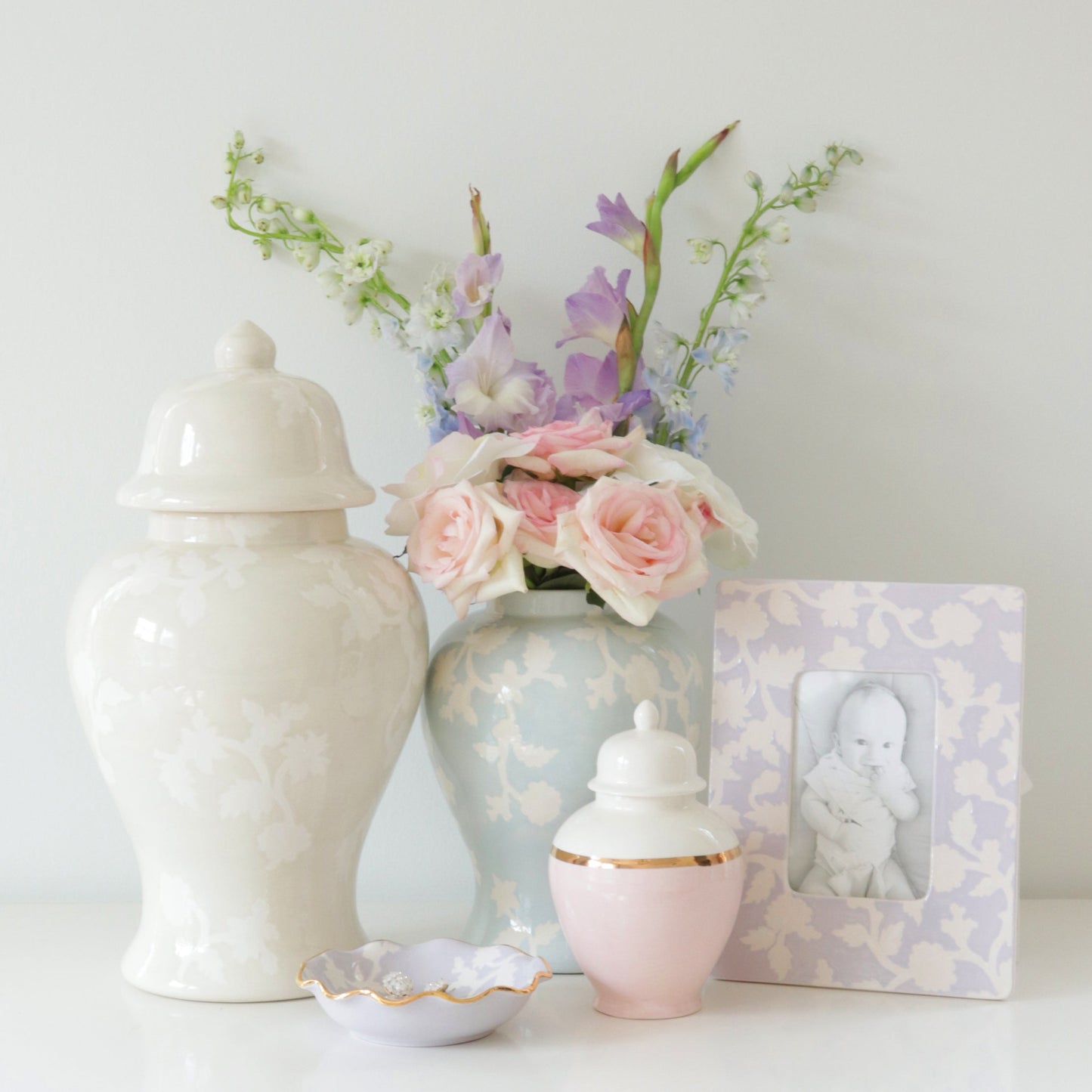 Chinoiserie Dreams Ginger Jars in Hydrangea Light Blue