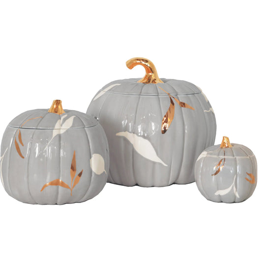 Layered Leaves Pumpkin Jars with 22K Gold Accents in Light Gray