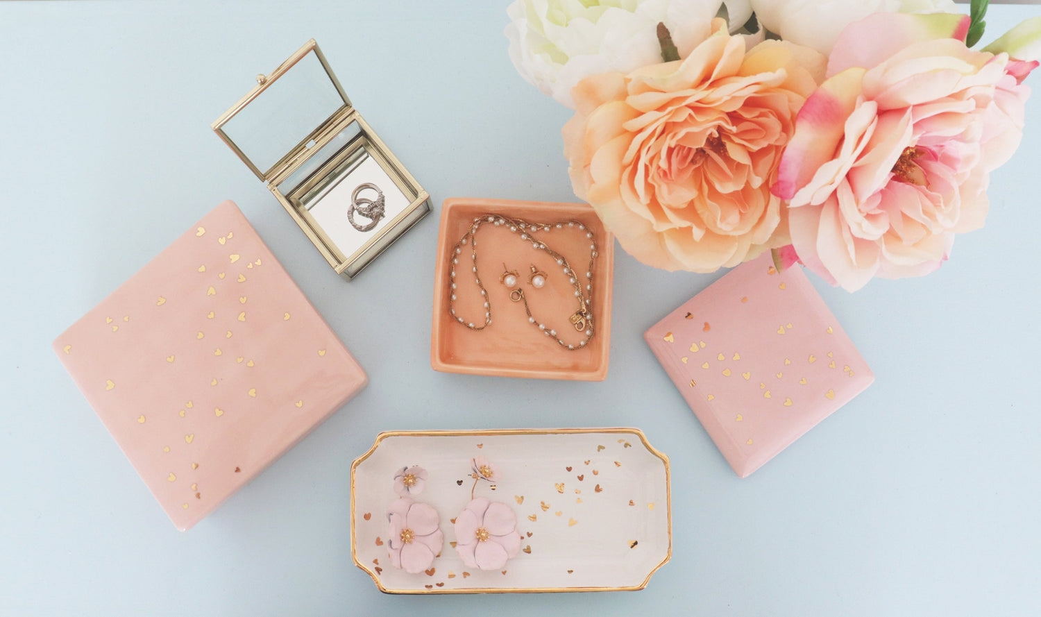 "Confetti Hearts" Tray | Wholesale